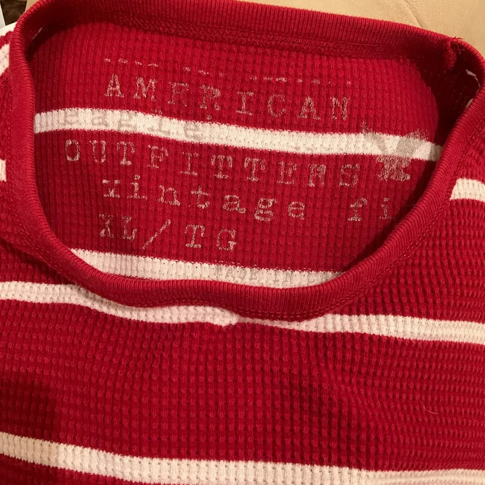 American Outfitters Vintage Fit Red Striped Waffle Knit Long Sleeve Top Men’s XL